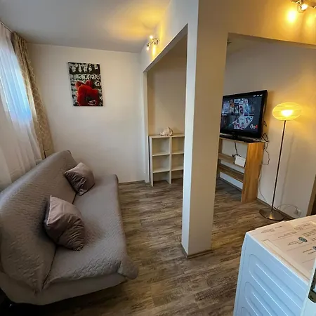Cozy 1-bdroom In The Centre, Free Parking *