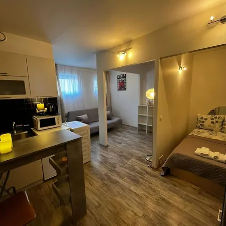 Cozy 1-bdroom In The Centre, Free Parking *