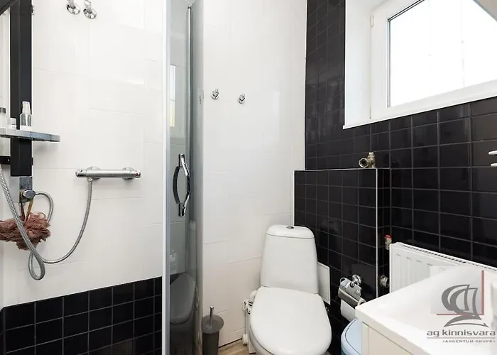 Cozy 1-bdroom In The Centre, Free Parking アパート *