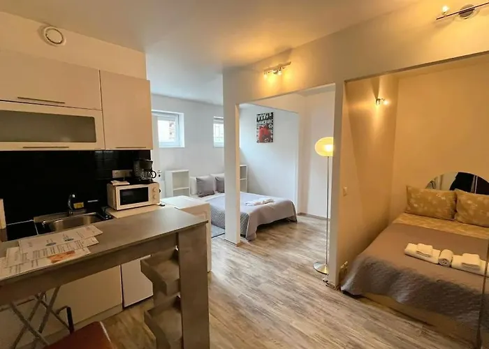 Apartament Cozy 1-bdroom In The Centre, Free Parking *