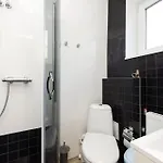 Cozy 1-bdroom In The Centre, Free Parking Apartment *