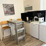 Cozy 1-bdroom In The Centre, Free Parking