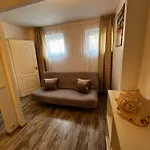 Cozy 1-bdroom In The Centre, Free Parking Apartamento *