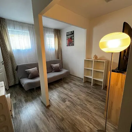 Korter Cozy 1-bdroom In The Centre, Free Parking